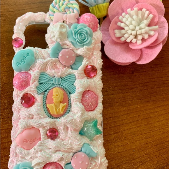 Decoden Skeleton Rockabilly Elvis Case - Picture 3 of 4